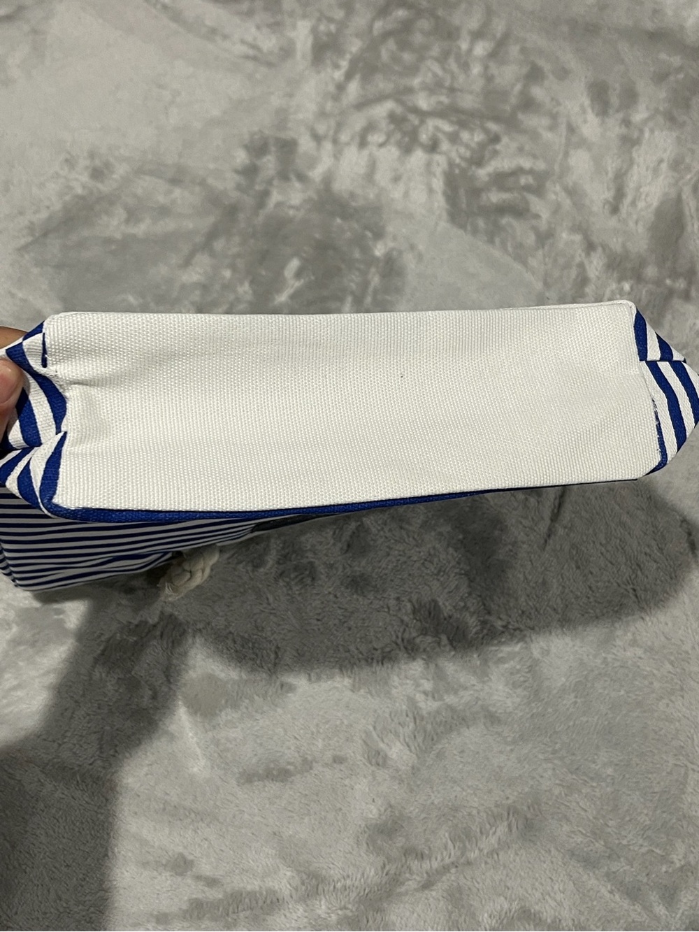 Striped Blue & White Rope-Handle Tote Bag NWOT - Picture 7 of 9